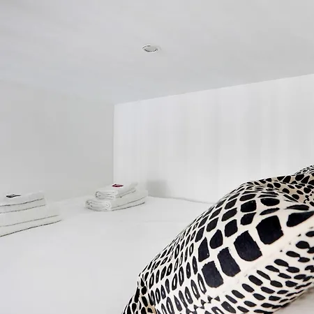 Stylish Parisian Loft 1br6p - Center Sentier Apartmán *